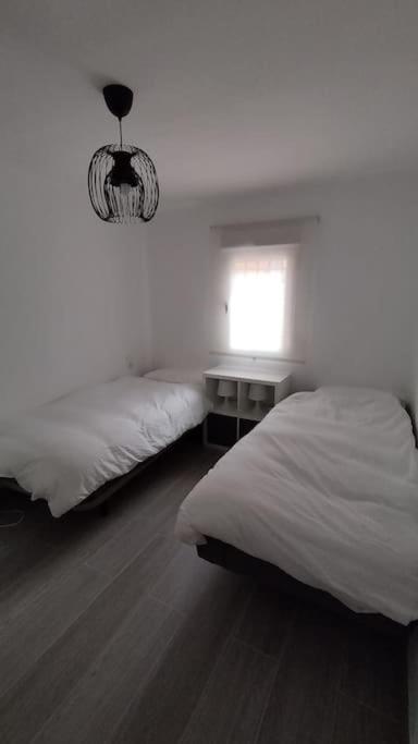 Apartamento Moderno A 1Km De Granada Buitenkant foto