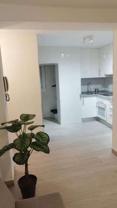 Apartamento Moderno A 1Km De Granada Buitenkant foto