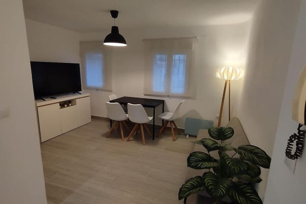 Apartamento Moderno A 1Km De Granada Buitenkant foto