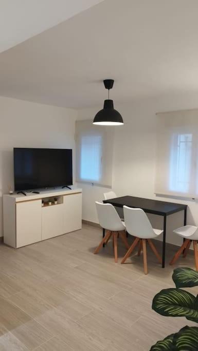 Apartamento Moderno A 1Km De Granada Buitenkant foto